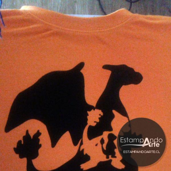 Estampado Charizard para niño